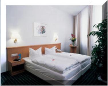 Helle Mitte 3*